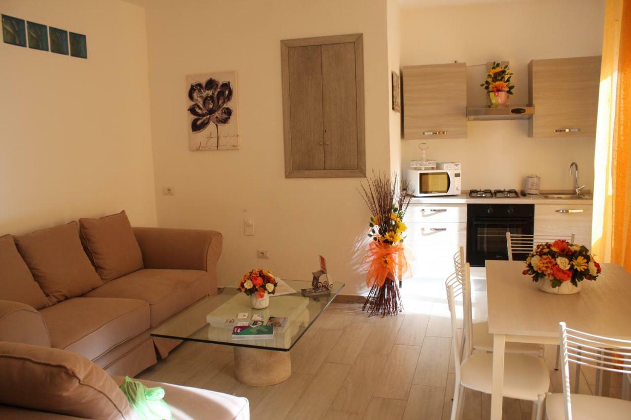 B&B Castello Salvaterra Iglesias Εξωτερικό φωτογραφία